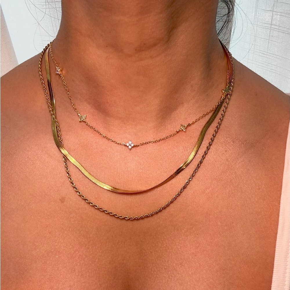 Stainless steel gold necklace